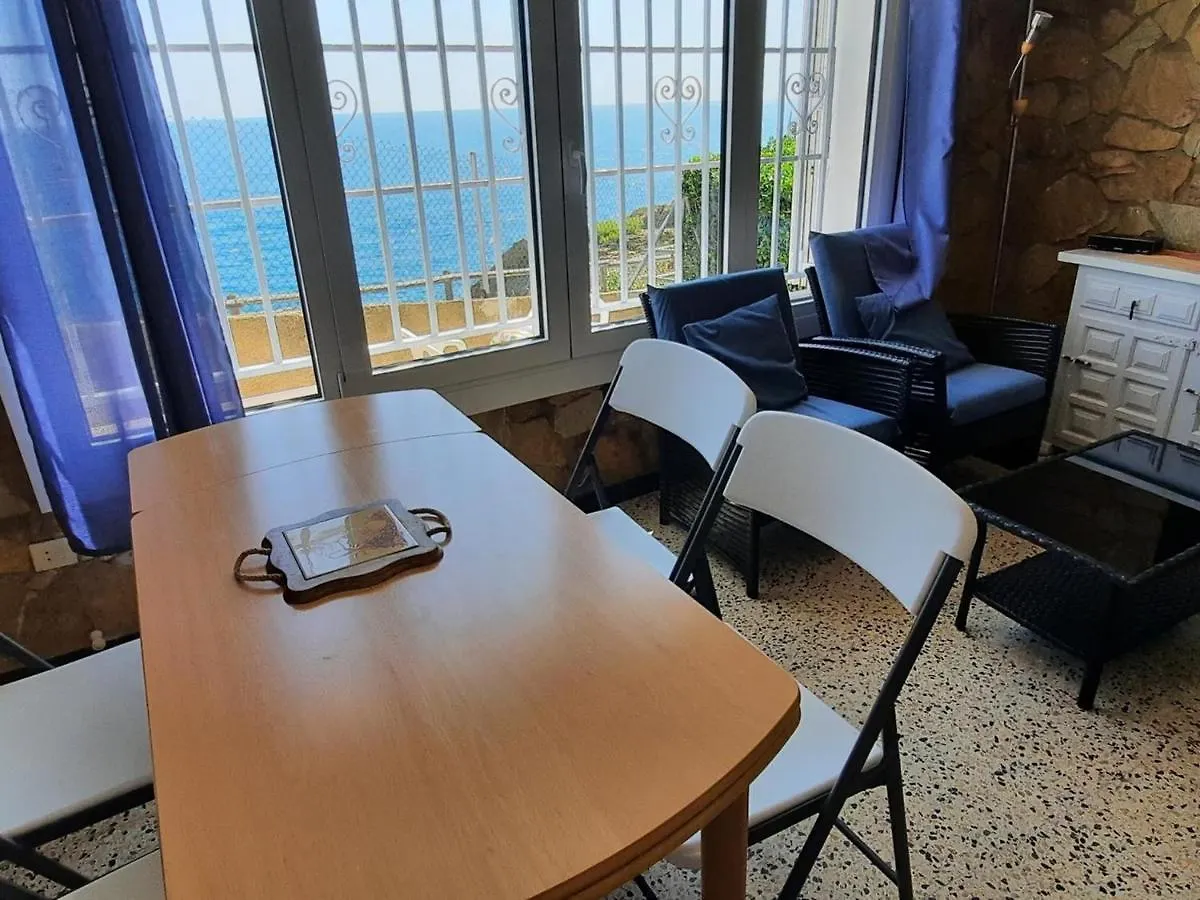 Apartamento Familiar Frente Al Mar Con Jardin, Barbacoa, Aparcamiento Y Mascotas Permitidas - Es-170-70 Llanca 0*,