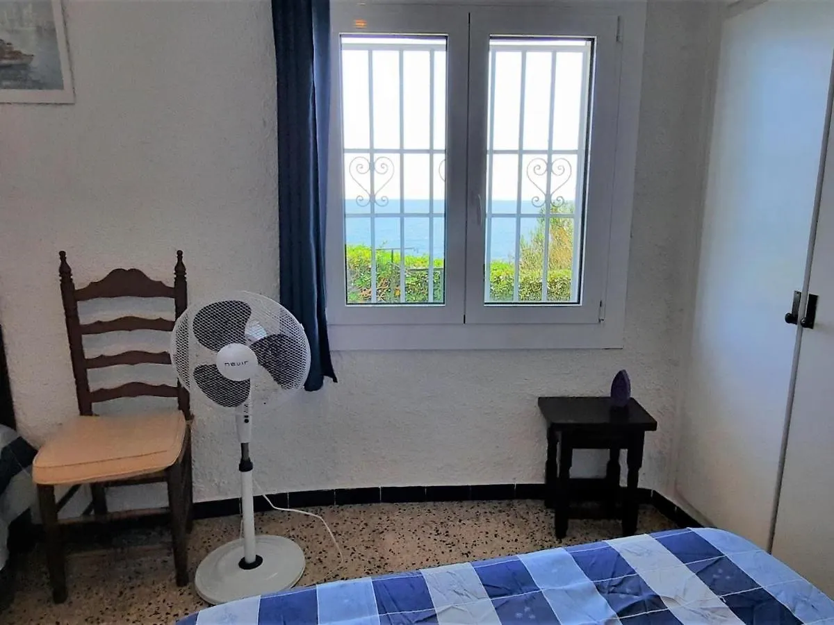Apartamento Familiar Frente Al Mar Con Jardin, Barbacoa, Aparcamiento Y Mascotas Permitidas - Es-170-70 Llança