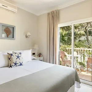 Hotel La Goleta, Llanca